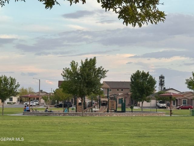 14553 MEADOW LAWN, El Paso, TX 79938