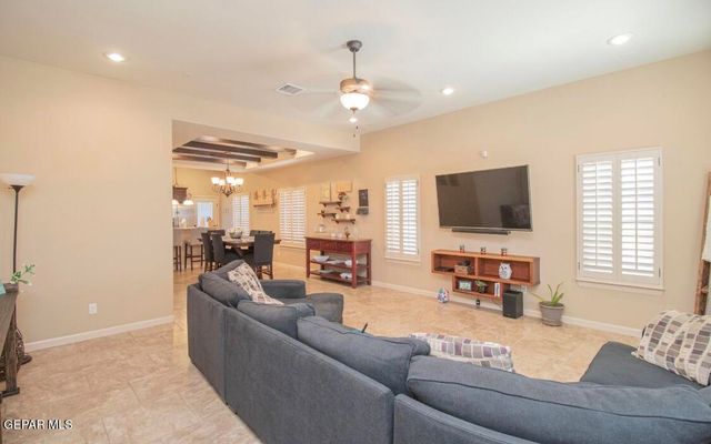 14553 MEADOW LAWN, El Paso, TX 79938