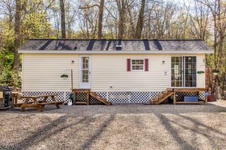 131 Sycamore Village, Vernon Twp., NJ 07461