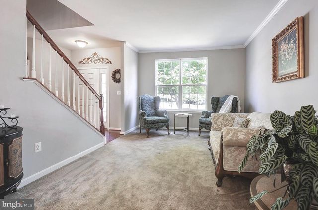 35529 HUDSON ST, Round Hill, VA 20141