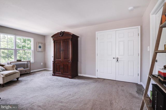 35529 HUDSON ST, Round Hill, VA 20141