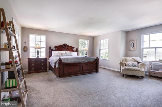 35529 HUDSON ST, Round Hill, VA 20141