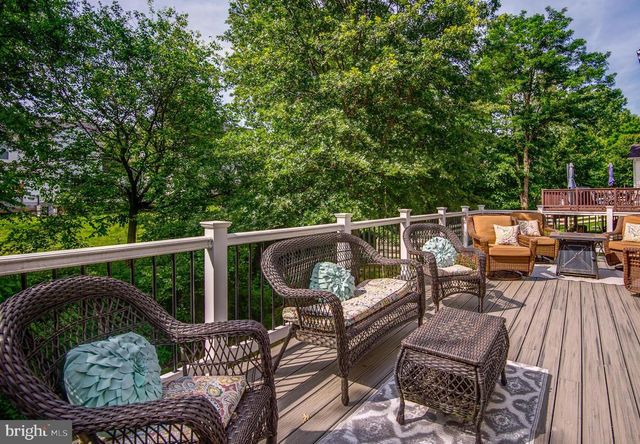 35529 HUDSON ST, Round Hill, VA 20141