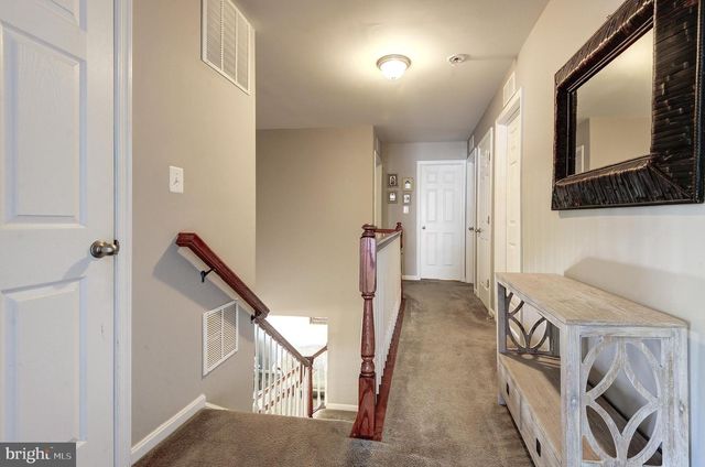 35529 HUDSON ST, Round Hill, VA 20141
