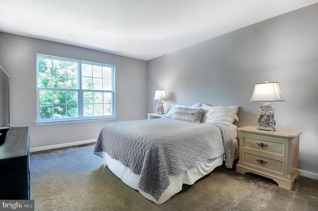 35529 HUDSON ST, Round Hill, VA 20141