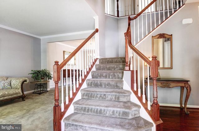 35529 HUDSON ST, Round Hill, VA 20141