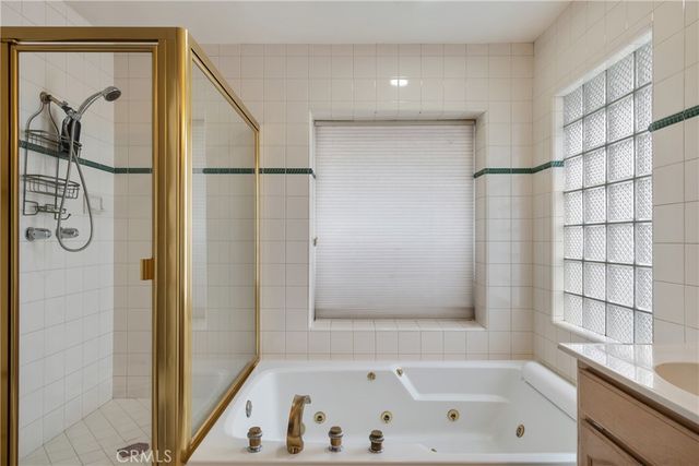 841 E Meda, Glendora, CA 91741