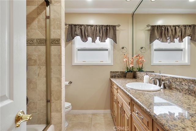 841 E Meda, Glendora, CA 91741