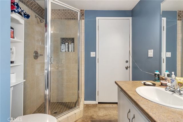 841 E Meda, Glendora, CA 91741