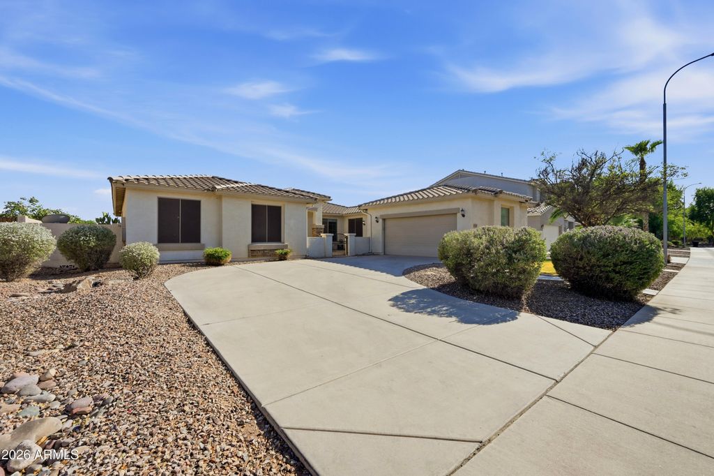 3353 E CANYON Way, Chandler, AZ 85249 — exterior