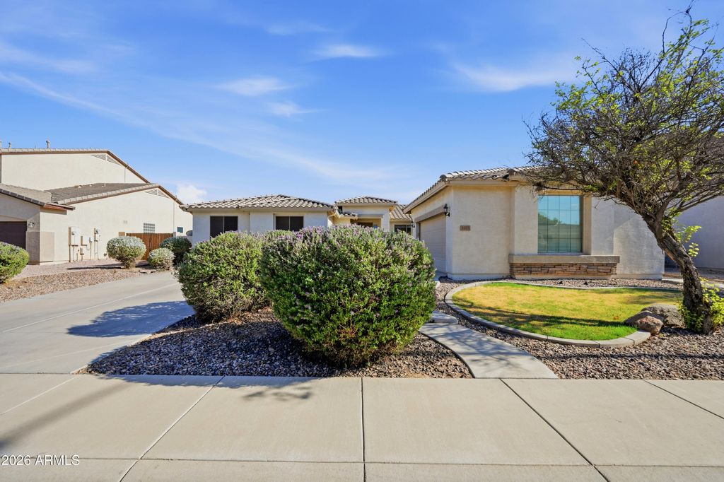 3353 E CANYON Way, Chandler, AZ 85249 — photo 4