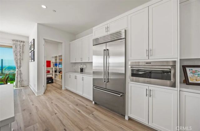 135 Oakstone, Irvine, CA 92618