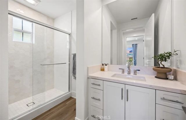 135 Oakstone, Irvine, CA 92618