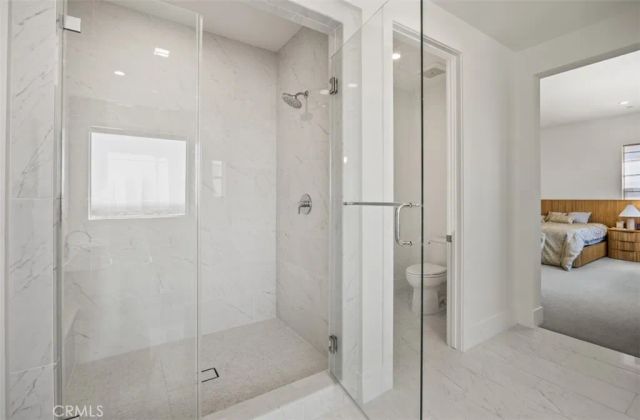 135 Oakstone, Irvine, CA 92618