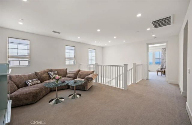 135 Oakstone, Irvine, CA 92618