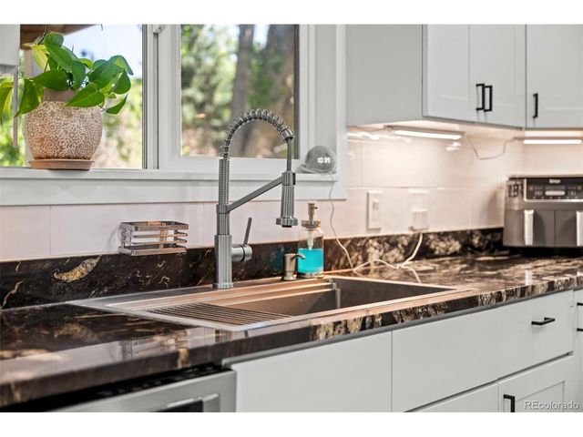 12147 E Hawaii Dr, Aurora, CO 80012