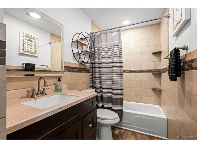 12147 E Hawaii Dr, Aurora, CO 80012