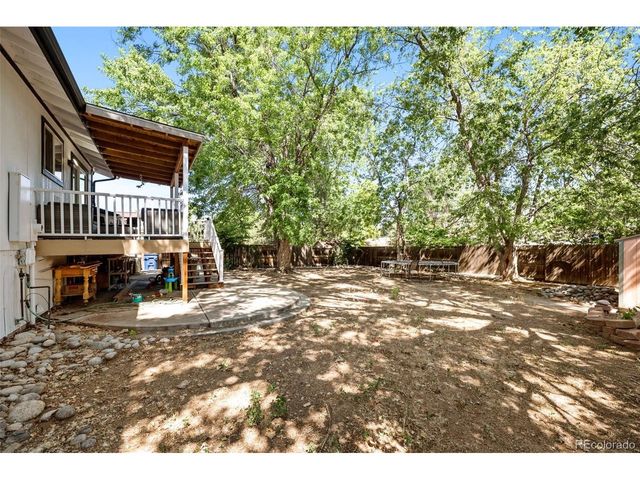 12147 E Hawaii Dr, Aurora, CO 80012