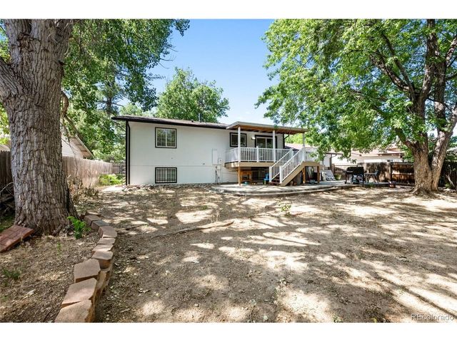 12147 E Hawaii Dr, Aurora, CO 80012
