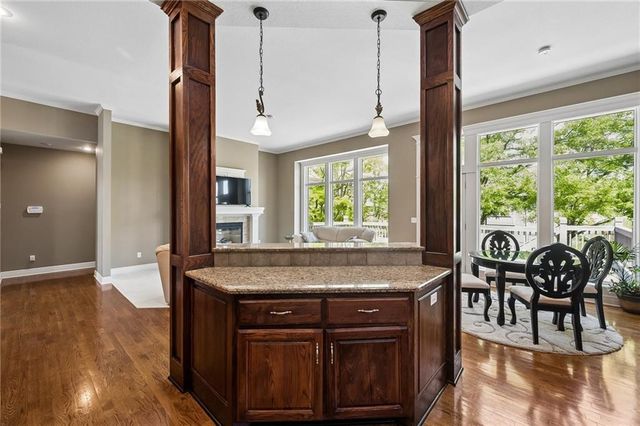 11005 N Cosby Avenue, Kansas City, MO 64154