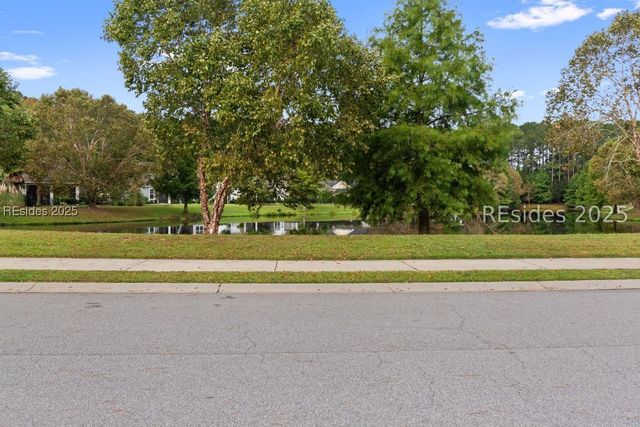 34 Glencairn Ave, Bluffton, SC 29910