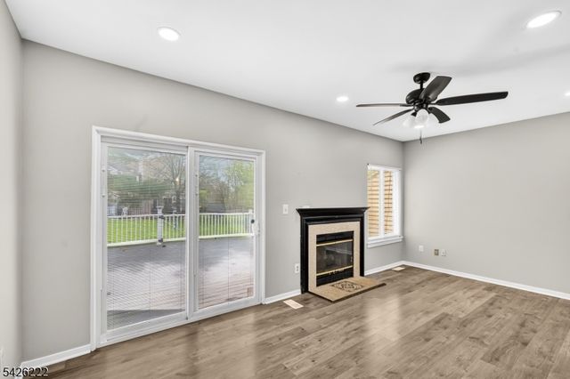 10 Bradovra Ct, Hillsborough Twp., NJ 08844