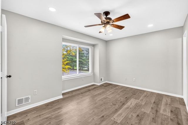 10 Bradovra Ct, Hillsborough Twp., NJ 08844