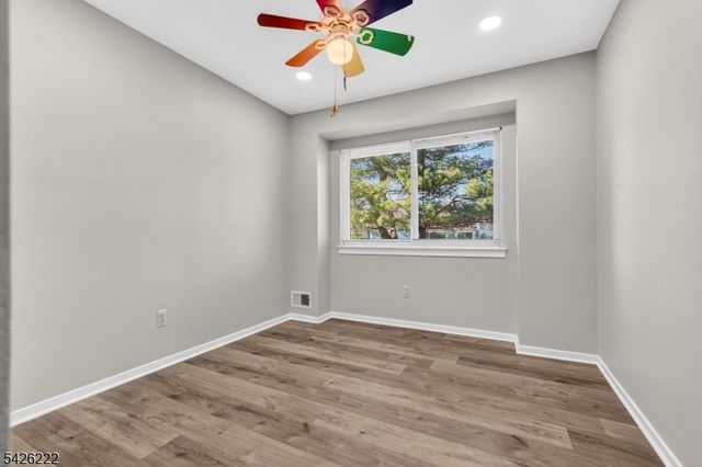 10 Bradovra Ct, Hillsborough Twp., NJ 08844