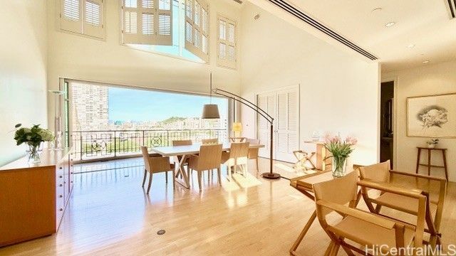 1740 S Beretania Street 1, Honolulu, HI 96826