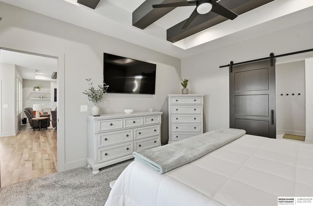 6315 N 207th Street, Elkhorn, NE 68022