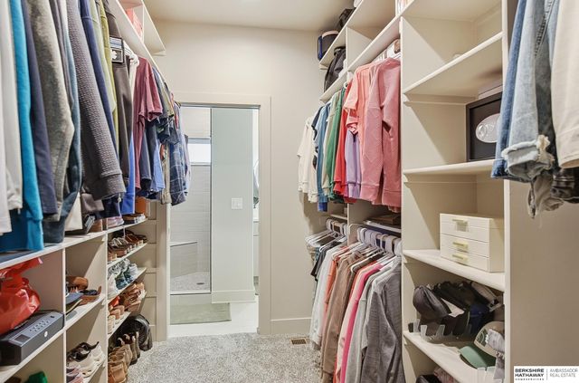 6315 N 207th Street, Elkhorn, NE 68022