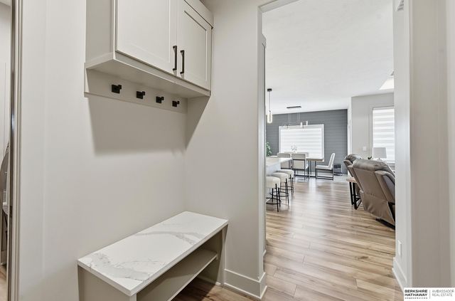 6315 N 207th Street, Elkhorn, NE 68022