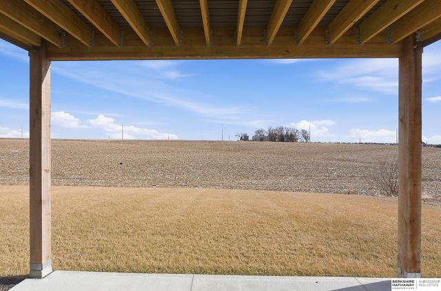 6315 N 207th Street, Elkhorn, NE 68022