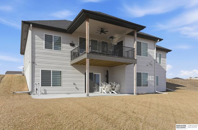 6315 N 207th Street, Elkhorn, NE 68022