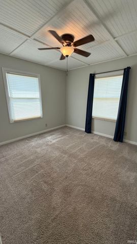 1424 S Pleasantview Drive, Yorktown, IN 47396