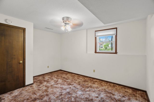 1214 S EL CHAPPARAL AVE, Columbia, MO 65201