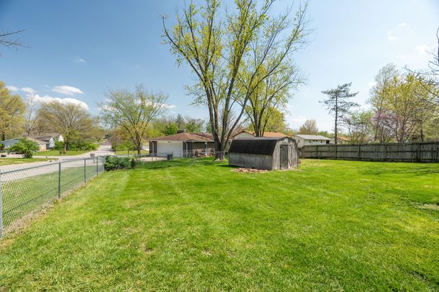 1214 S EL CHAPPARAL AVE, Columbia, MO 65201