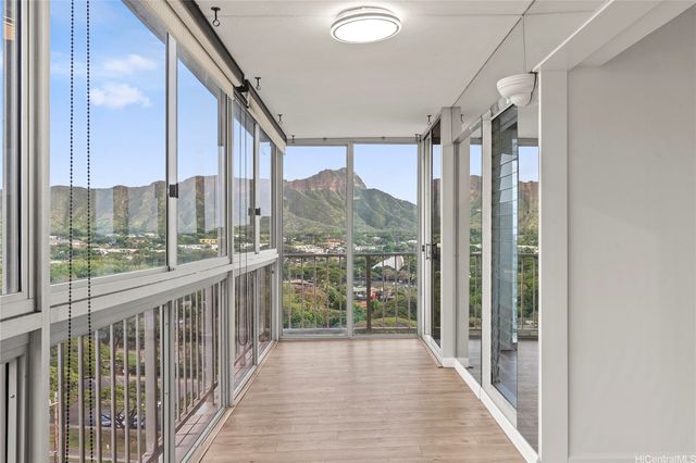 2575 Kuhio Avenue 1504, Honolulu, HI 96815