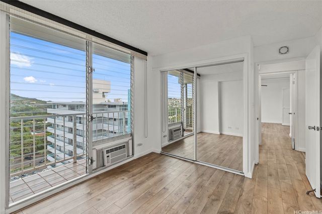2575 Kuhio Avenue 1504, Honolulu, HI 96815