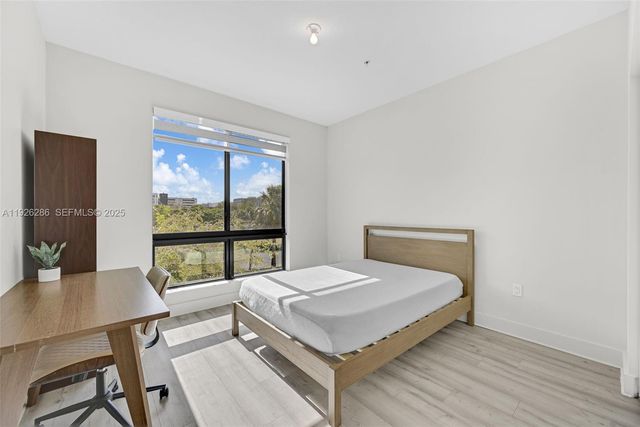 8301 NW 41st St B-102, Doral, FL 33166