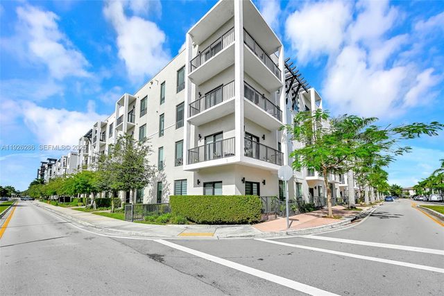 8301 NW 41st St B-102, Doral, FL 33166