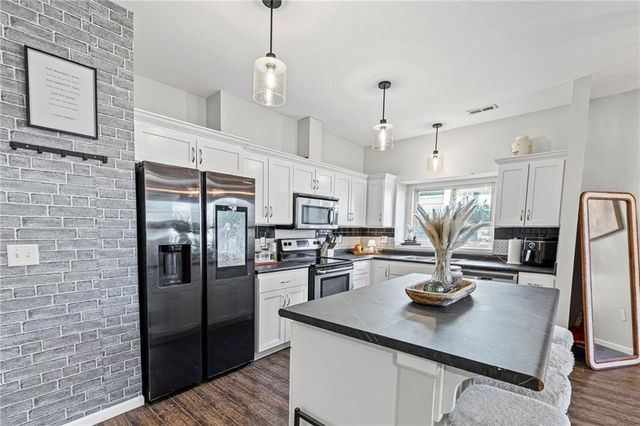 333 Florida Street, Lawrence, KS 66044