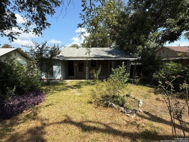 908 Gardina, San Antonio, TX 78201