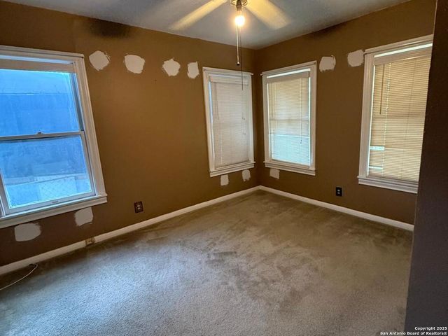 908 Gardina, San Antonio, TX 78201
