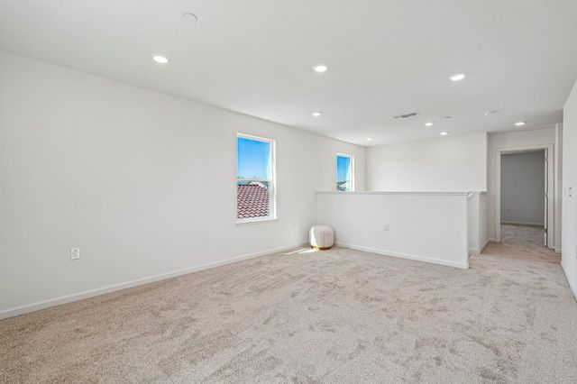 2460 Satin Leaf St, Lodi, CA 95242