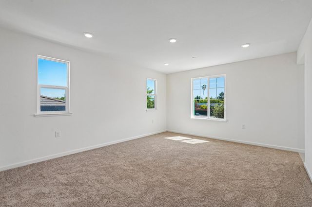 2460 Satin Leaf St, Lodi, CA 95242