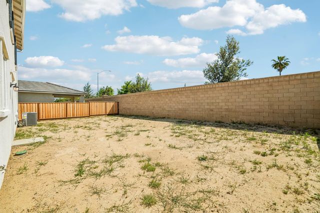 2460 Satin Leaf St, Lodi, CA 95242