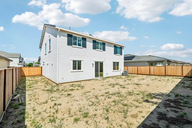 2460 Satin Leaf St, Lodi, CA 95242