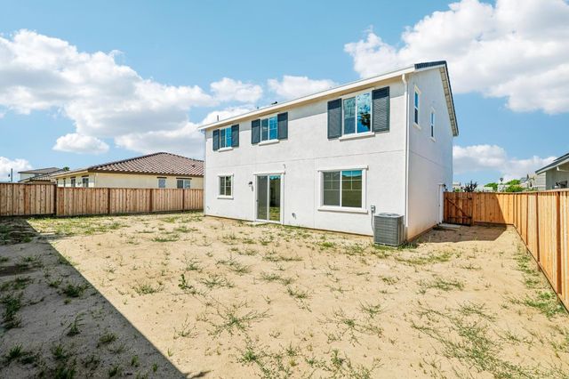 2460 Satin Leaf St, Lodi, CA 95242