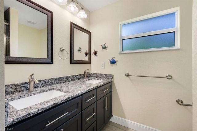 27741 Roslin PL, Bonita Springs, FL 34135